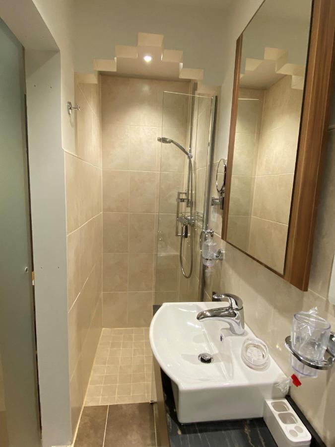 קוקרמאות' Westwood - The B&B With A View מראה חיצוני תמונה