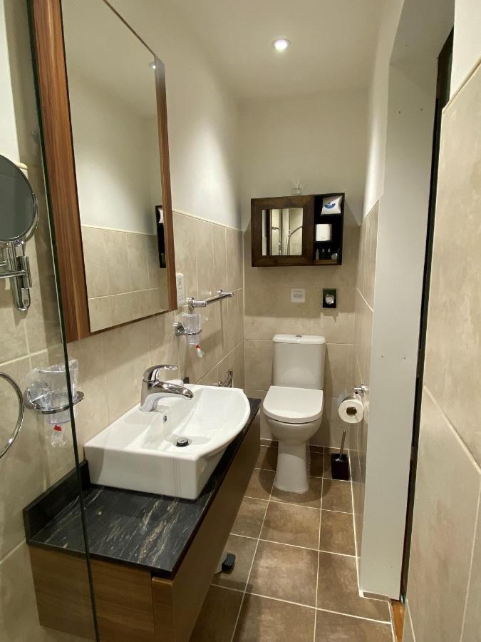 קוקרמאות' Westwood - The B&B With A View מראה חיצוני תמונה